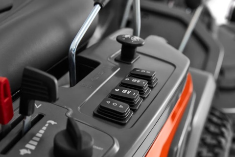 HUSQVARNA R 420TsX AWD