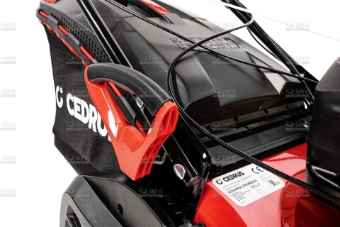Kosiarka Cedrus z napędem i rolką ugniatającą CEDKS53S-R