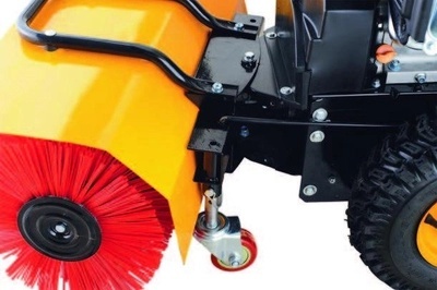 Zamiatarka spalinowa MasterCut KCB25M